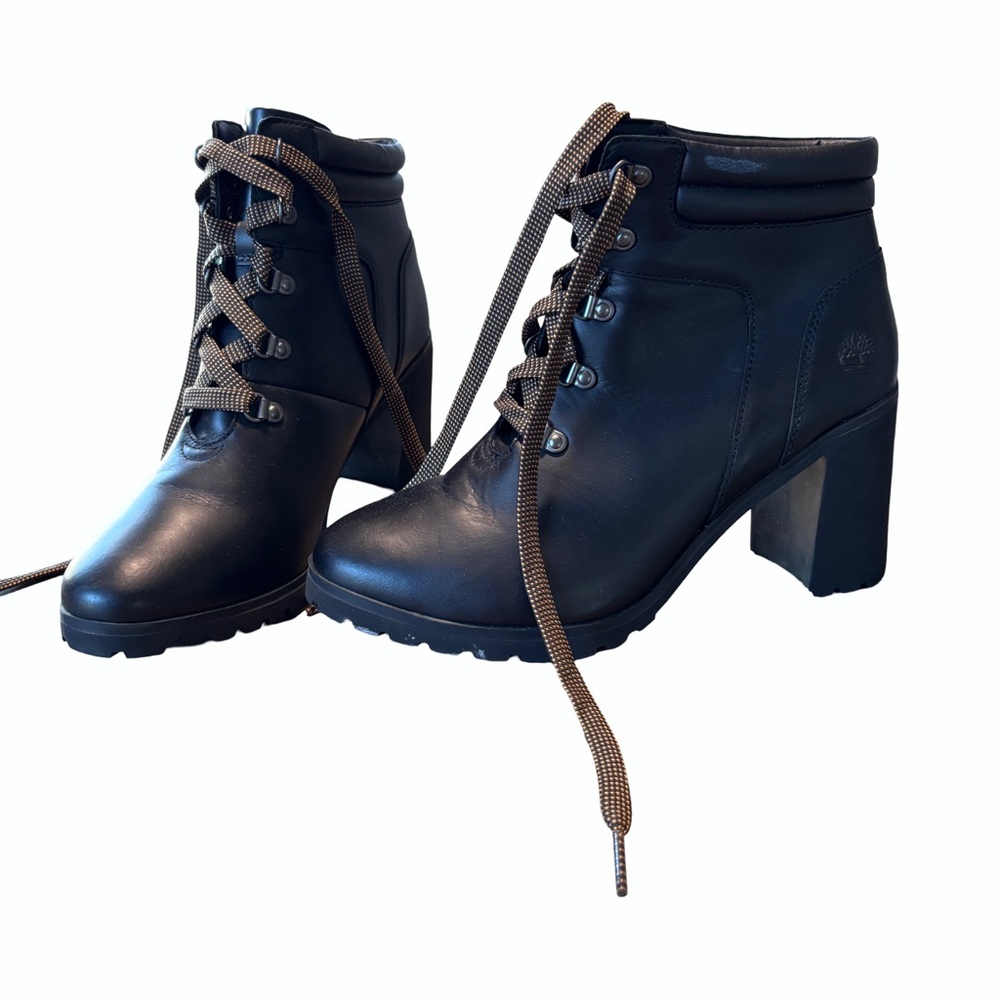Timberland Women’s Black Platform Heeled Ankle Boots, Size 9 US